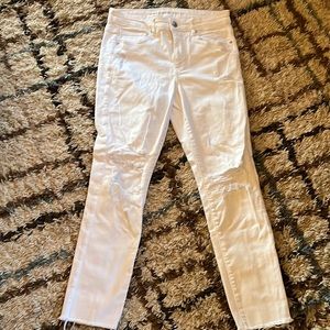 AE hi-rise distressed skinny jeans size 8 regular